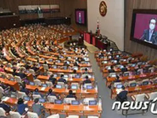 通信費支援vsワクチン無料接種、第4次補正予算通過する見通し＝韓国