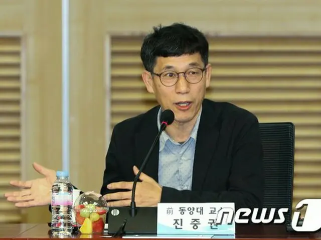 韓国革新系の理論家、文大統領に「チョ・グク、チュ・ミエ以降、公正を語るのは野蛮」と主張（画像提供:wowkorea）