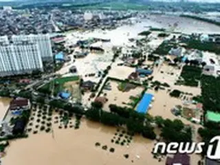 今年の梅雨の降水量は例年の1.7倍…2050年には洪水規模が最大50%増加＝韓国