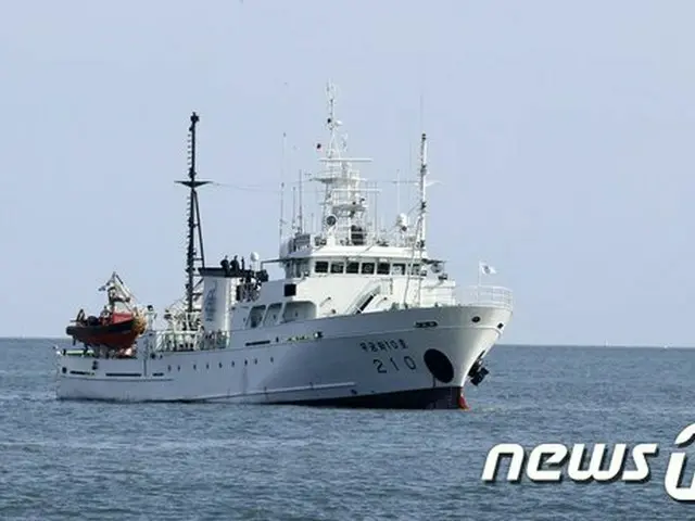 韓国北西部の北方限界線（NLL）近くの海上で行方不明となった韓国漁業指導員が乗っていた漁業指導船（画像提供:wowkorea）