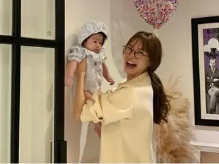 女優ヤン・ミラ、娘のような息子の美貌に“娘みたいと言われ…ヤン・ミラの息子は極限職業”