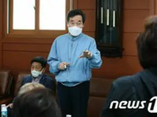 韓国与党代表、新型コロナ診断キットの工場を訪問…「世界初の新型コロナウイルス清浄国を目指す」