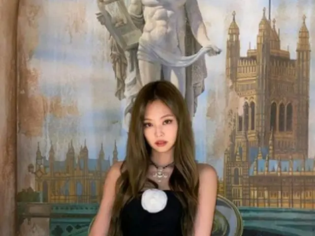 「BLACKPINK」ジェニー、カムバックに際してより輝くビジュアル”一級品”（画像提供:wowkorea）