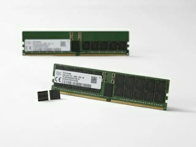 ＳＫハイニックスが世界初公開した「ＤＤＲ５」（同社提供）＝（聯合ニュース）≪転載・転用禁止≫