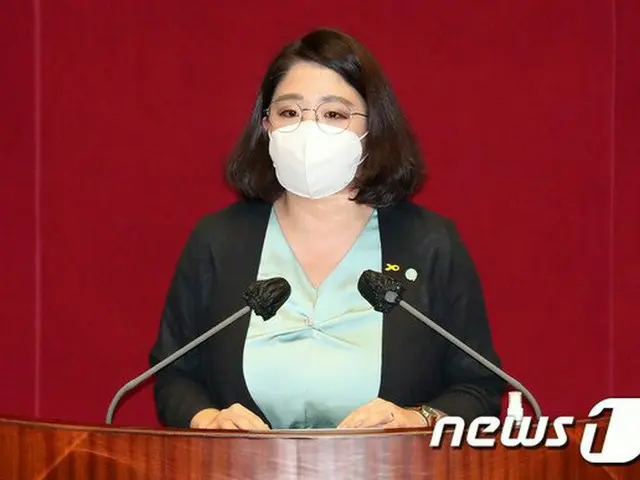 韓国のヨン・ヘイン“基本所得党”議員（画像提供:wowkorea）
