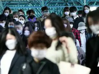 「鼻がかゆくて、少しの間下げても10万ウォン？」…あいまいなマスク未着用の罰金＝韓国