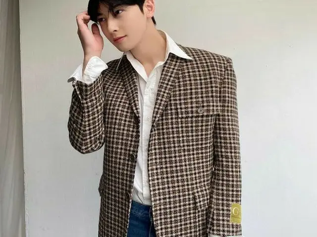 「ASTRO」チャ・ウヌが独歩的なビジュアルを自慢した。（画像提供:OSEN）
