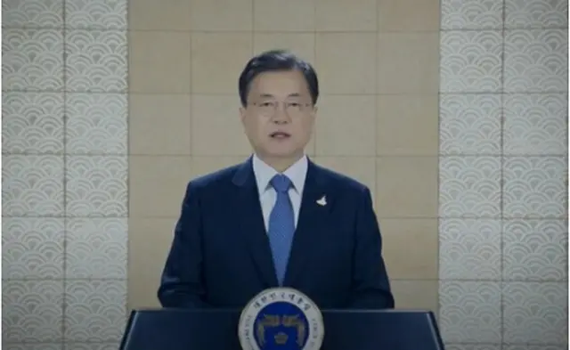 映像でメッセージを送った文大統領（大統領府提供）＝（聯合ニュース）≪転載・転用禁止≫