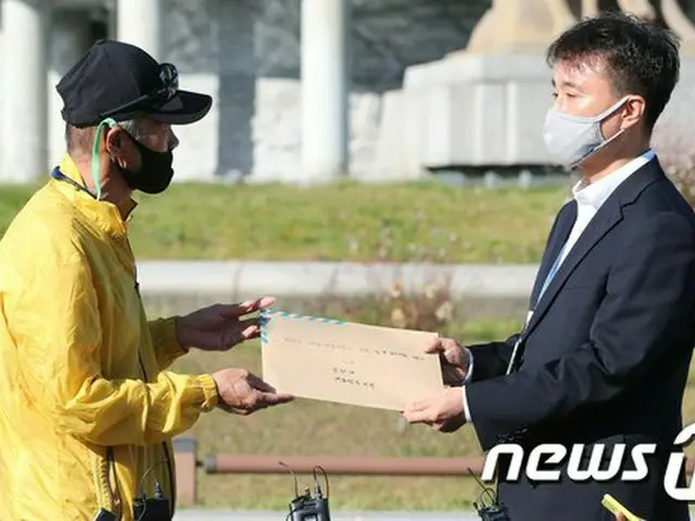 北による韓国公務員射殺事件、実兄が大統領府に手紙伝達「高校生の甥の手紙、歪曲しないで」（画像提供:wowkorea）