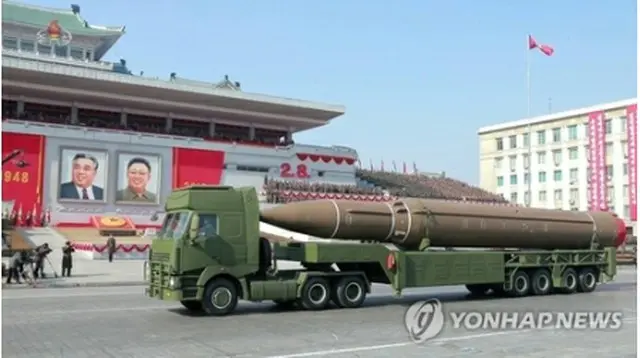 北朝鮮の朝鮮中央テレビは今年１月、朝鮮労働党の中央委員会総会開催を報じた映像で、ＩＣＢＭなど過去の軍事パレードに登場した兵器の写真を公開した＝（朝鮮中央テレビ＝聯合ニュース）≪転載・転用禁止≫