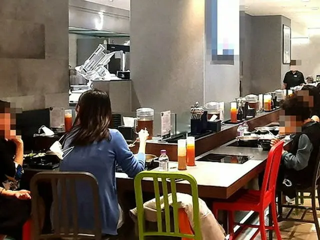 ハングルの日の連休2日目…‘あごマスク’は見ないが、多くの人が店にやってきて‘3密’憂慮＝韓国（画像提供:wowkorea）