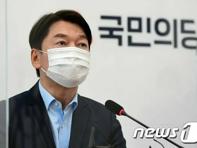 「ムン・ジェイン（文在寅）大統領は国民より北朝鮮が優先」…アン・チョルスが国民との談話を要求（提供:news1）