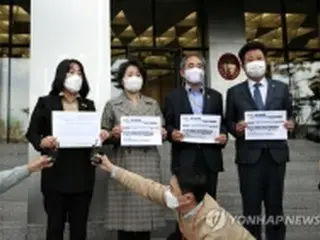 少女像撤去方針に抗議　韓国国会議員１１３人がドイツ大使館に書簡