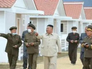 金正恩氏　台風被災地域を相次ぎ視察