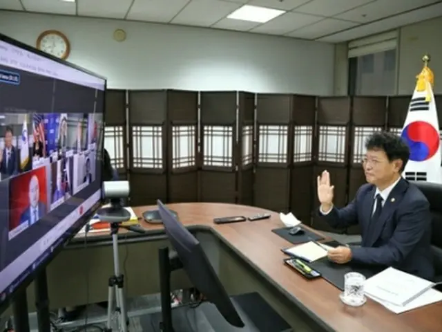 テレビ会議の様子（特許庁提供）＝（聯合ニュース）≪転載・転用禁止≫