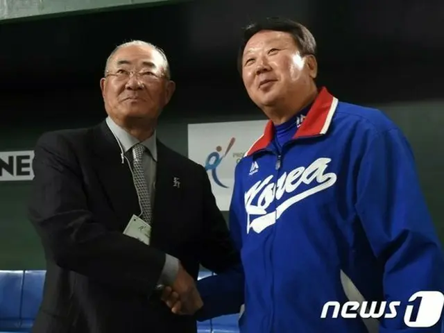 張本勲氏と宣銅烈 前韓国野球国家代表監督（画像提供:wowkorea）