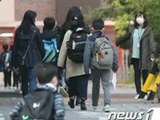 韓国明日から登校授業拡大…感染者拡大への懸念続く