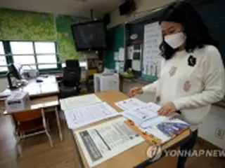 学校の登校人数制限　１９日から定員の３分の２に緩和＝韓国