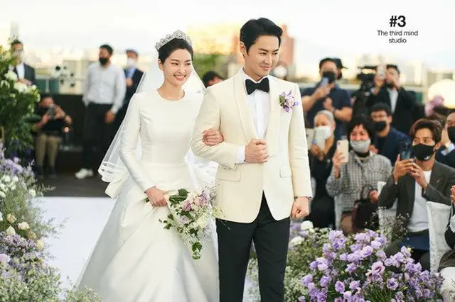 チョンジン（SHINHWA）、幸せあふれる結婚式のようすを公開（画像提供:wowkorea）