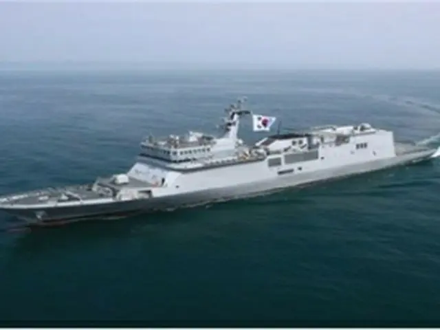 韓国海軍初の練習艦「閑山島」（防衛事業庁提供）＝（聯合ニュース）≪転載・転用禁止≫