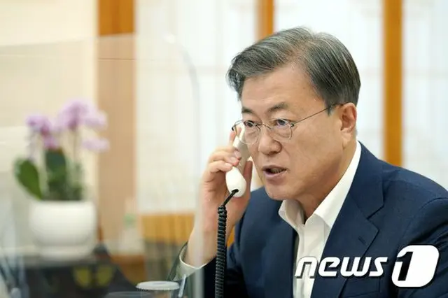 文在寅 韓国大統領は22日、トカエフ大統領と電話会談をもった（画像提供:wowkorea）