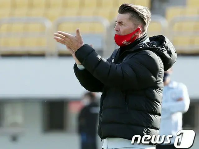 韓国女子サッカー代表、U-20代表と練習試合を開催（画像提供:wowkorea）