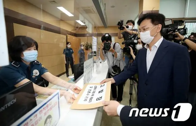 韓国検察、秋法相の息子‘通訳兵請託’を暴露した部隊最高責任者を召喚して取り調べ＝韓国（画像提供:wowkorea）