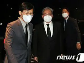 文大統領、韓国財界の象徴サムスン李会長死去哀悼
