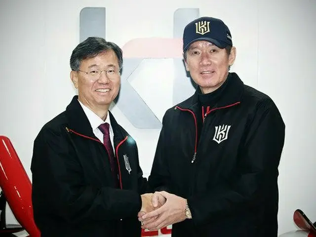 韓国プロ野球KTウィズは26日「イ・ガンチョル監督と3年総額20億ウォン（約1億8600万円）で契約を締結した」と発表した。（画像提供:wowkorea）