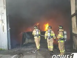 堆肥保管倉庫で火災…堆肥300トン余りが灰に＝韓国全羅北道井邑市