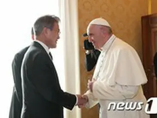 ローマ教皇フランシスコ、文在寅大統領に直筆の手紙「平和を祈る」
