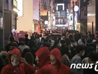 釜山、居酒屋は営業自粛するもハロウィン客集まる、コロナ拡散危険信号＝韓国