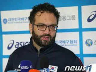 韓国女子バレーボール代表監督、イタリアで「新型コロナ」に感染