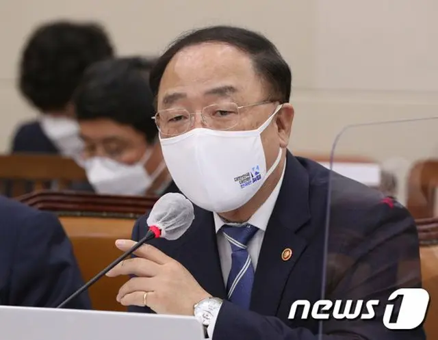 韓国の洪楠基 副首相兼企画財政相が辞表を提出した（画像提供:wowkorea）
