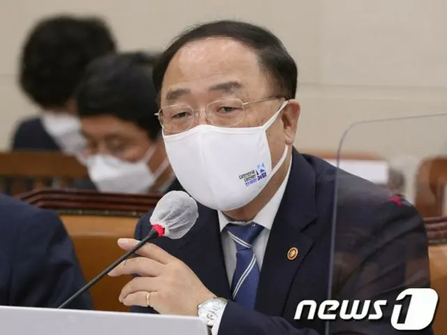 韓国の洪楠基 副首相兼企画財政相が辞表を提出した（画像提供:wowkorea）