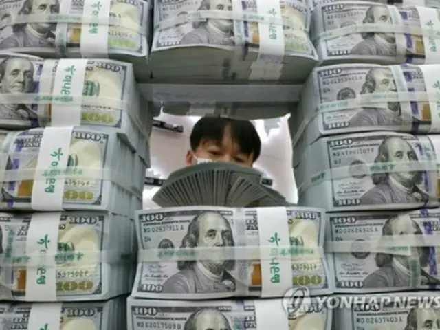 米ドル紙幣（資料写真）＝（聯合ニュース）