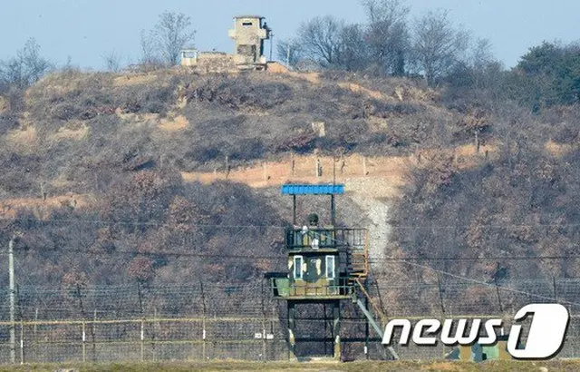 韓国軍、「非常事態警報」発令＝北兵士と推定される人物が韓国側へ（画像提供:wowkorea）