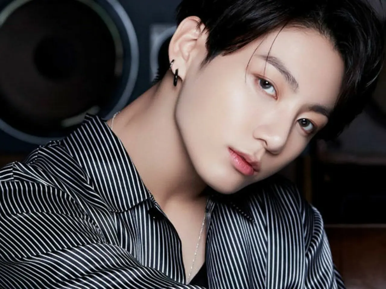 未開封ですが袋に破れ有り BTS JungKook 映画フーディー