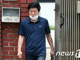 “対北ビラ散布”脱北者団体代表、南北交流協力法など違反容疑で送検＝韓国