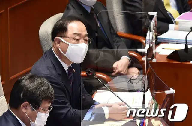 ホン・ナムギ副首相「米大統領選、シナリオ別の対応策を検討=韓国（提供:news1）