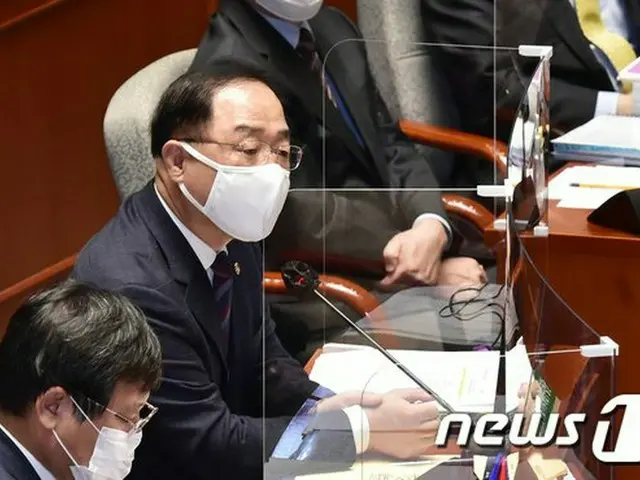 ホン・ナムギ副首相「米大統領選、シナリオ別の対応策を検討=韓国（提供:news1）