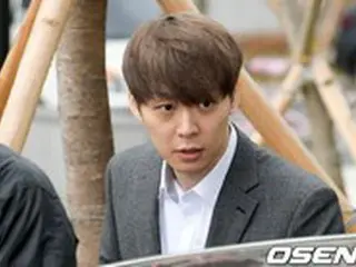 ユチョン(元JYJ)、”ノーマスク”でタイ入国..「引退撤回」継続して議論の中心に