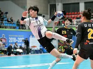 女子ハンドボールの看板リュ・ウンヒ、新型コロナ感染拡大で欧州生活終え帰国
