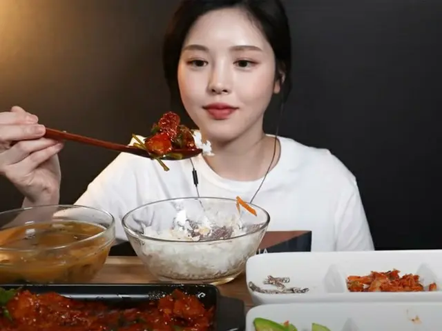 裏広告・食べるふり疑惑から約2か月…復帰した大食い美女ユーチューバー（画像提供:wowkorea）
