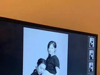 「出産D-14」女優キム・ボミ、夫ユ・ジョンイルとの臨月写真をサプライズ公開