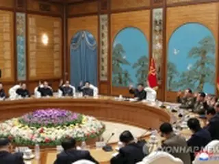 金正恩氏が25日ぶり公の場に　党政治局会議で「反社会主義」非難