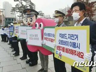 免許がなければ電動キックボードは運転不可…道路交通法改正の推進＝韓国