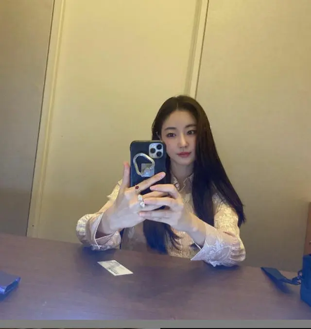 女優キム・サラン、誰が40代？20代に負けない人形でマネキンな美貌（画像提供:wowkorea）
