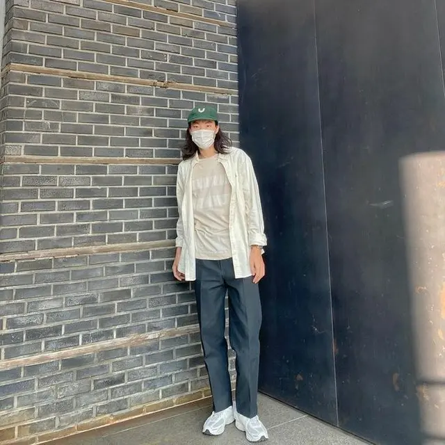 俳優リュ・ジュンヨル、ロングヘアーでも隠しきれない魅力（画像提供:wowkorea）