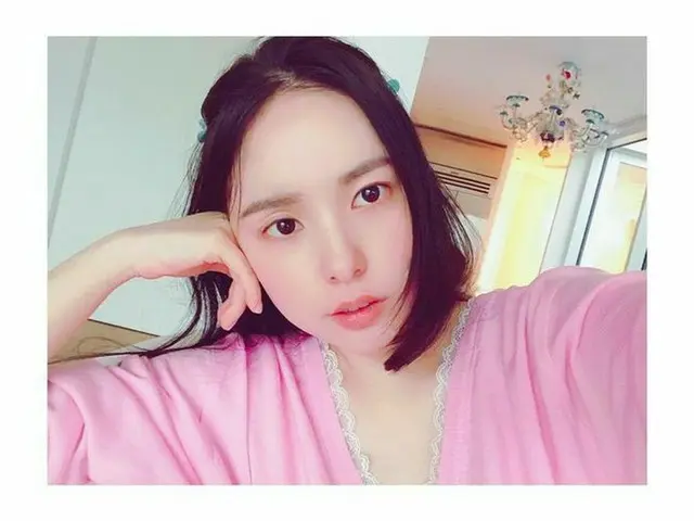 女優ミン・ヒョリン、ボブカットに見せかけたスタイルで2か月ぶりに近況公開（画像提供:wowkorea）